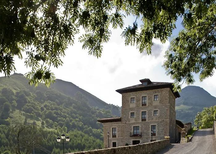 Narbasu Restaurante Y Cereceda (Asturias)